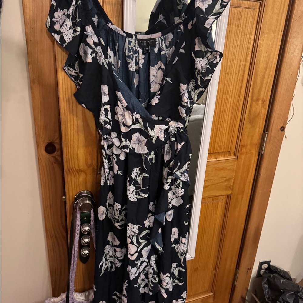 Streetwear Society Asymmetrical Black and White Floral Dress